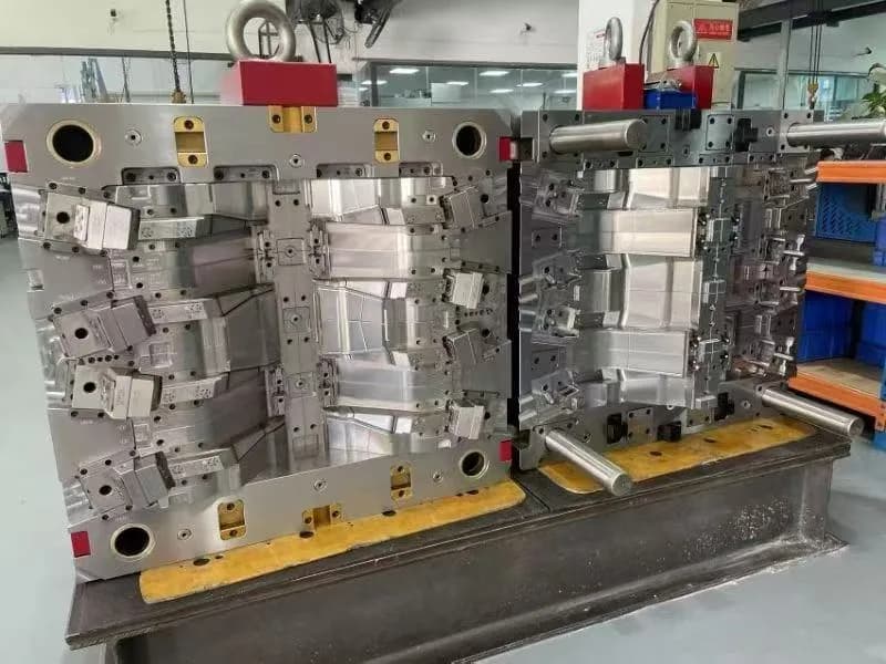 Arktech injection mold