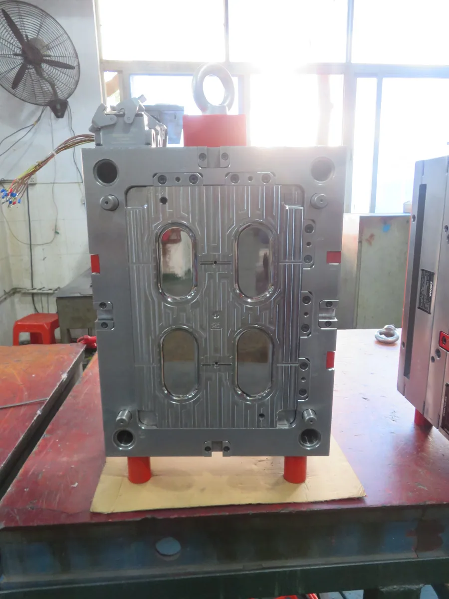 Arktech injection mold