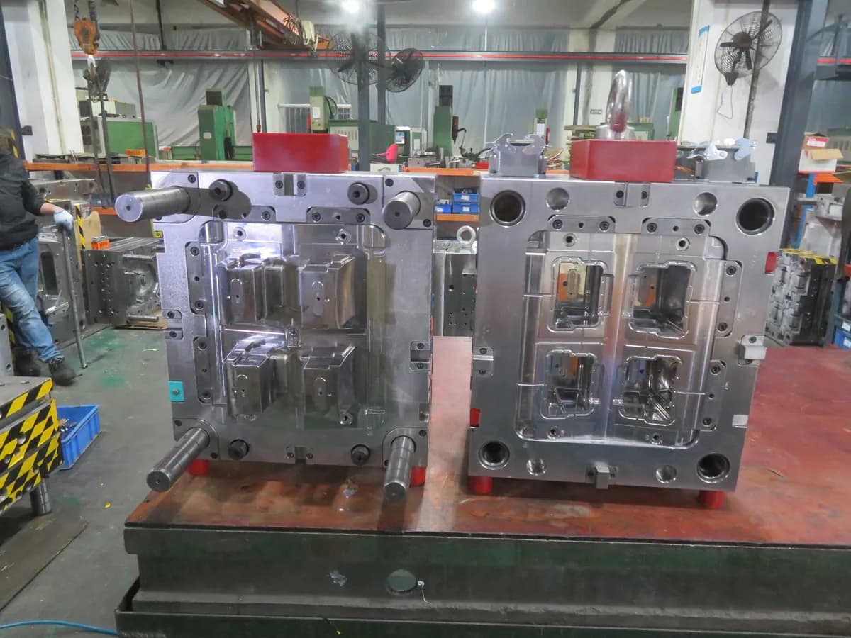 Arktech injection mold