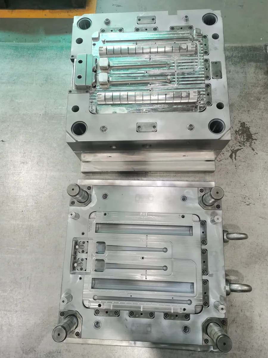 Arktech injection mold