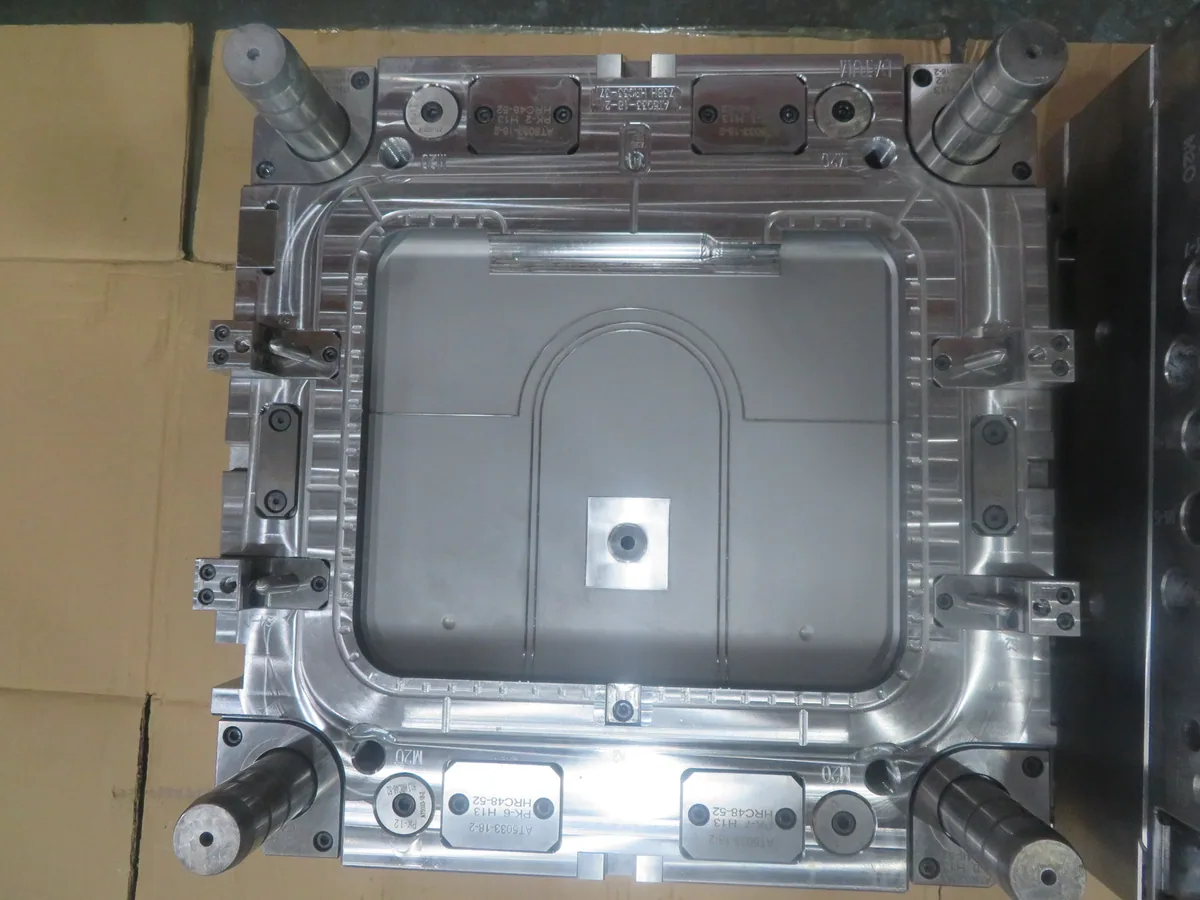 Arktech injection mold