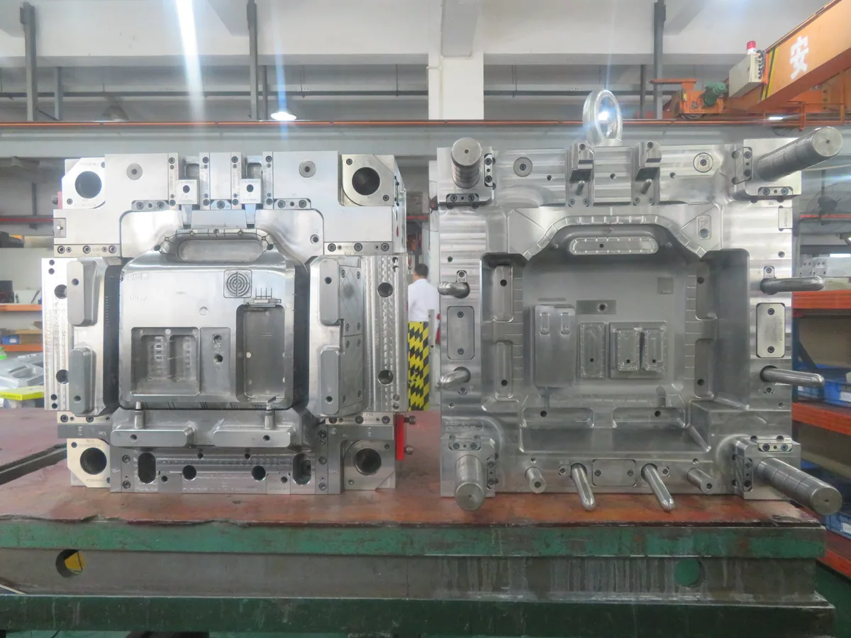 Arktech injection mold