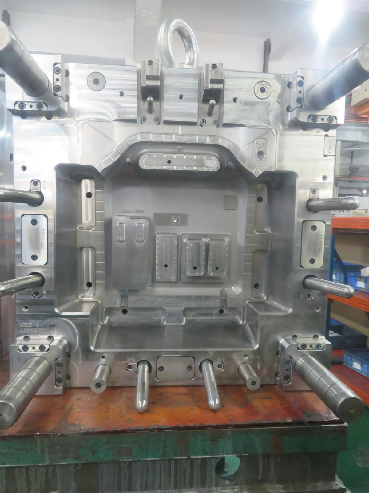 Arktech injection mold
