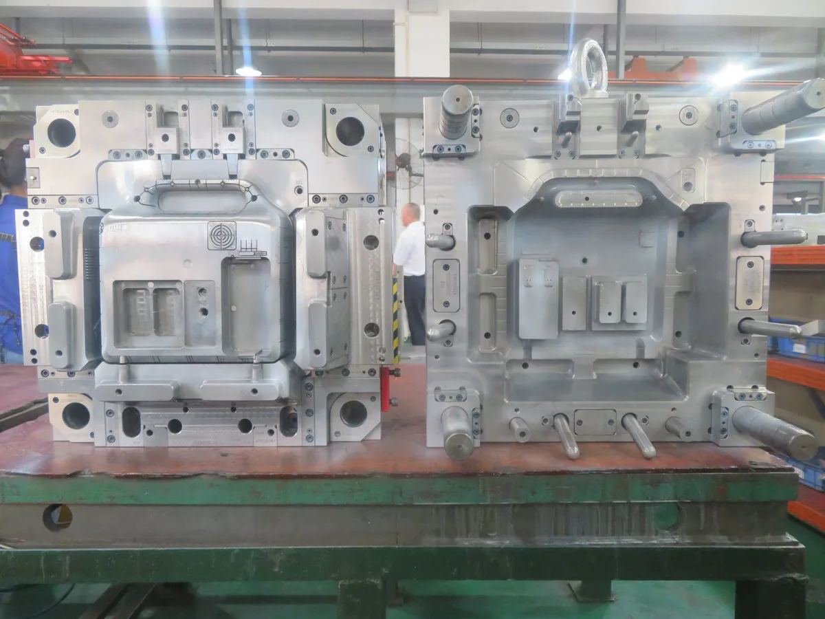Arktech injection mold
