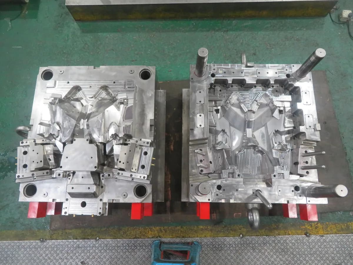Arktech injection mold