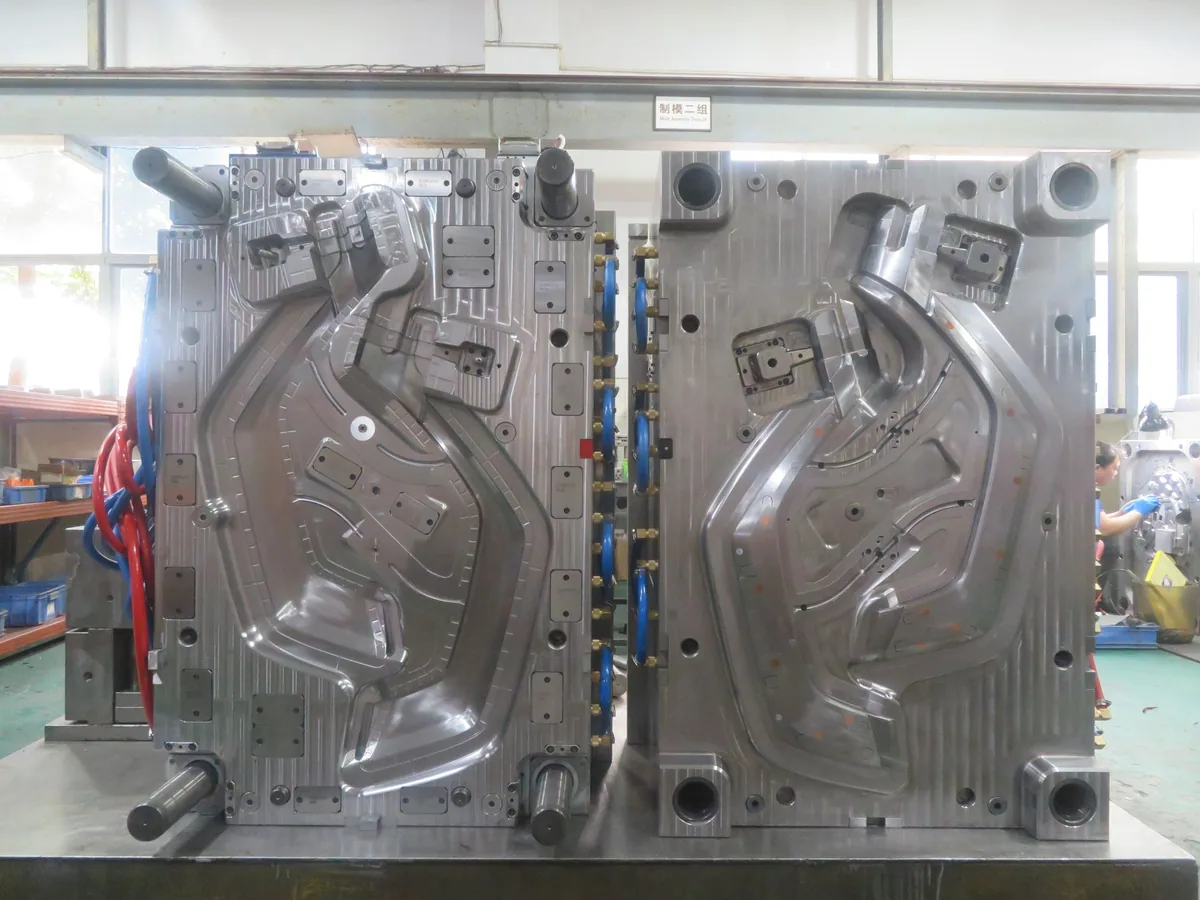 Arktech injection mold