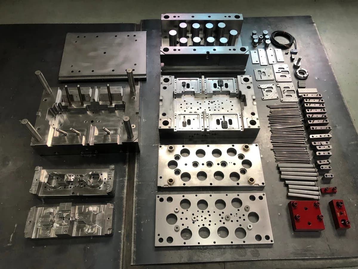 Arktech injection mold