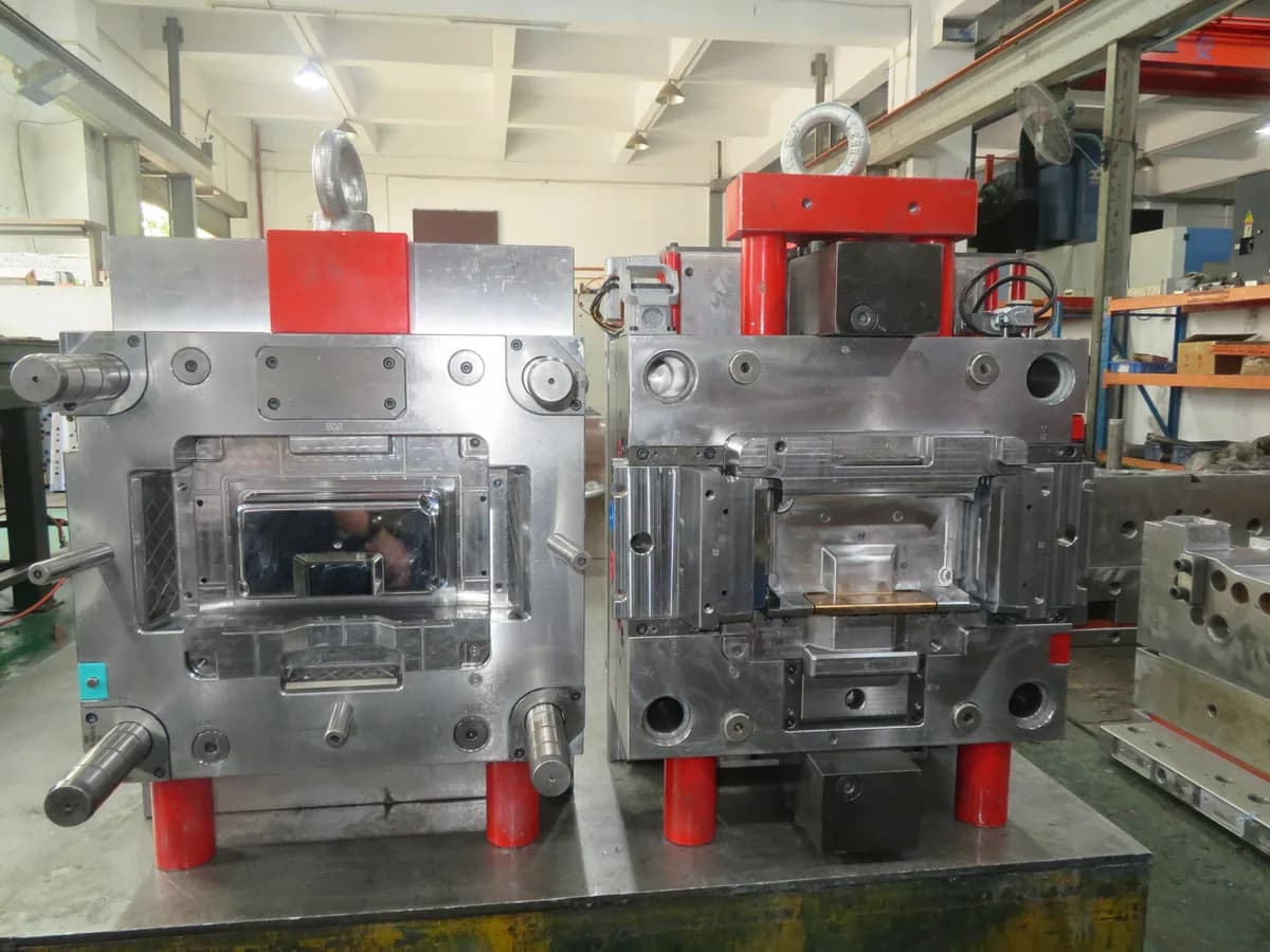 Arktech injection mold