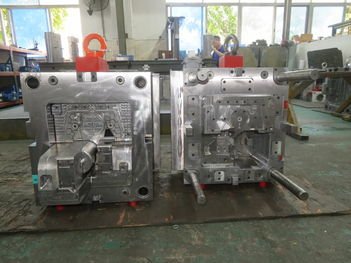 Arktech injection mold