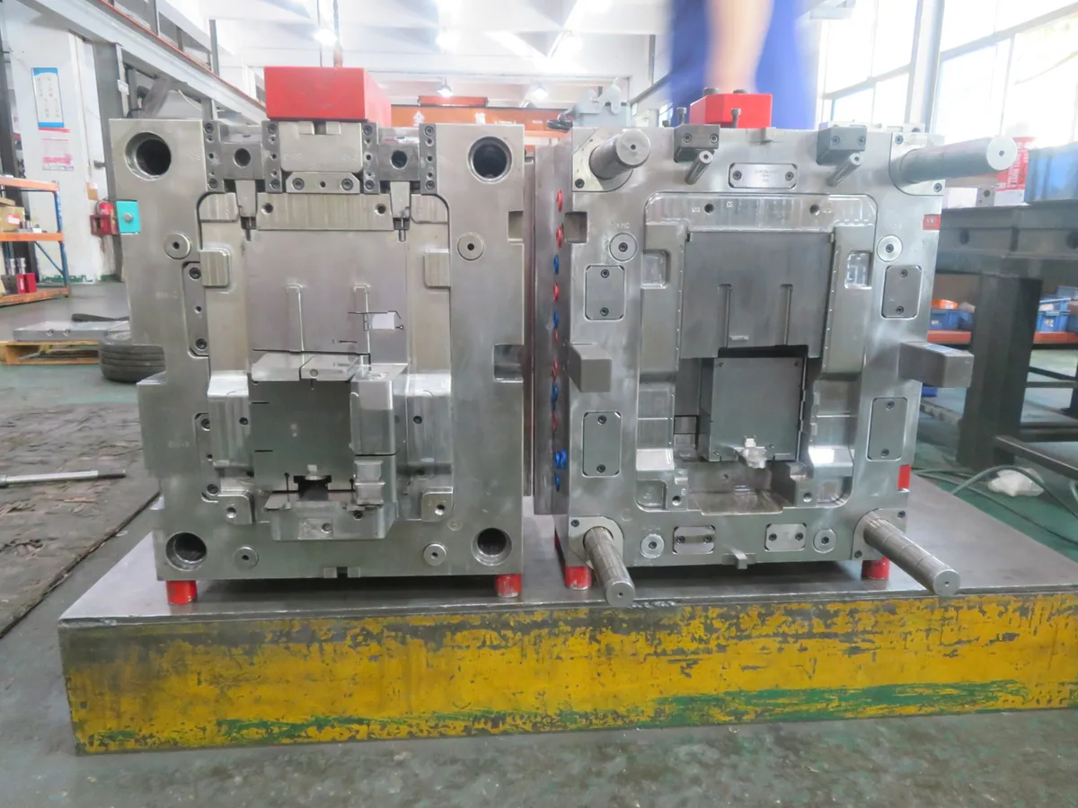 Arktech injection mold