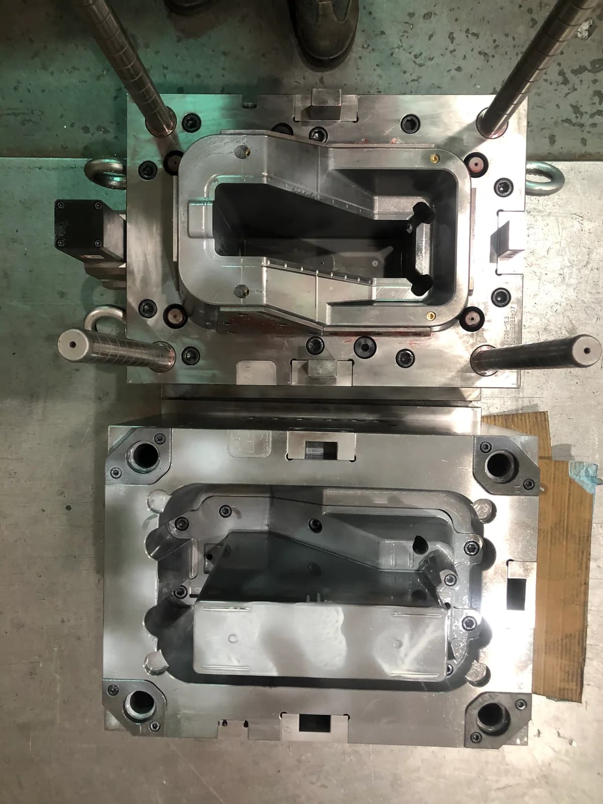 Arktech injection mold
