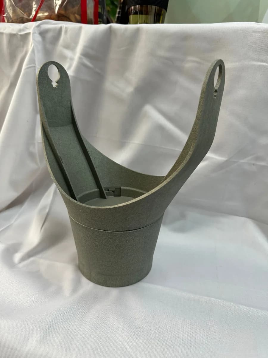Arktech molded plastic part