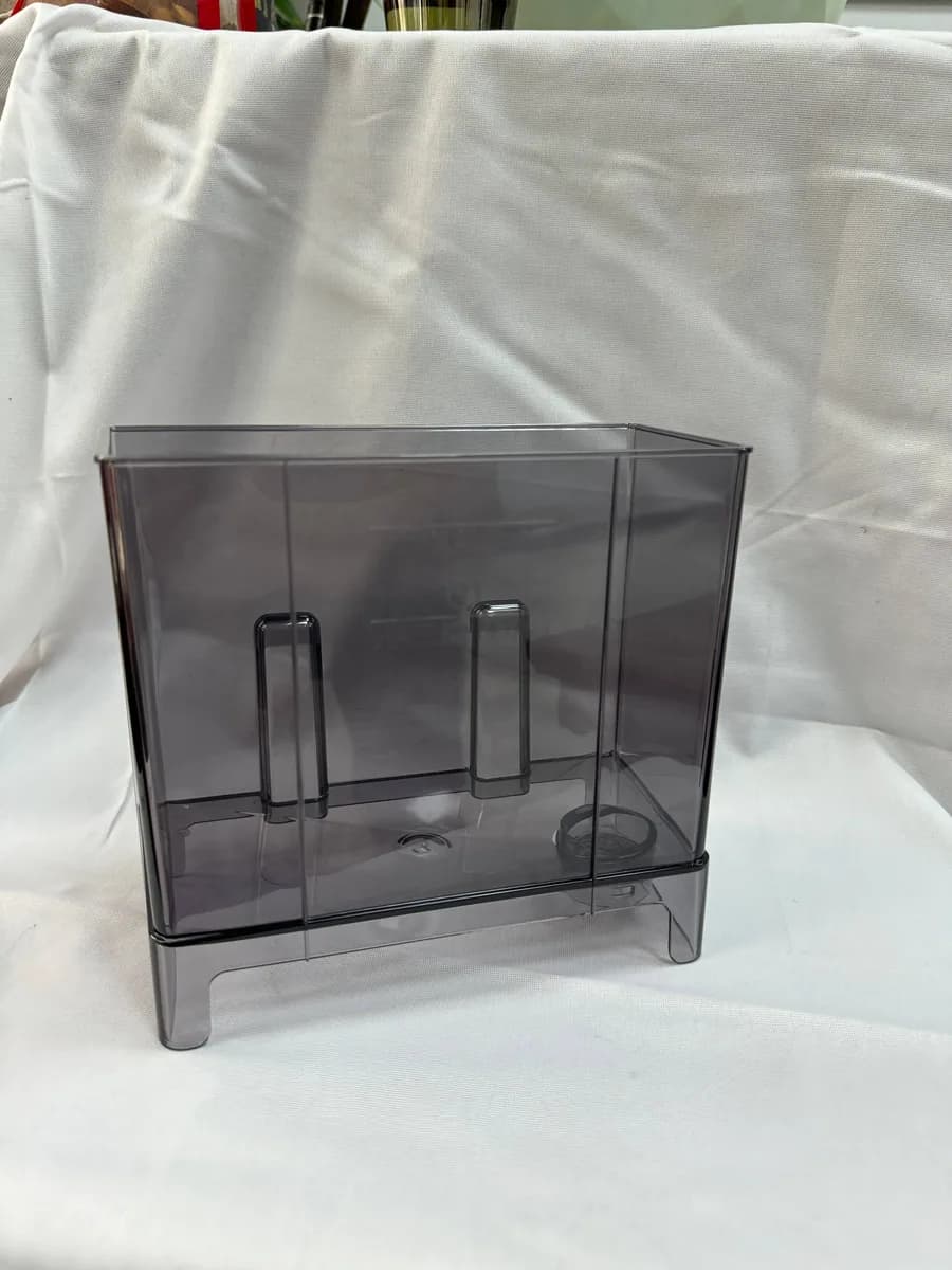 Arktech molded plastic part