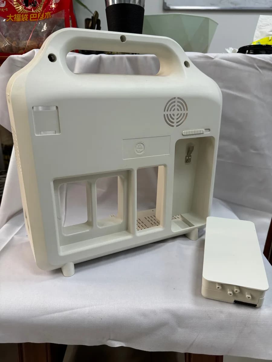 Arktech molded plastic part